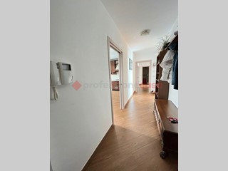 Trilocale in Vendita a Bari, 245'000&euro;, 113 m²