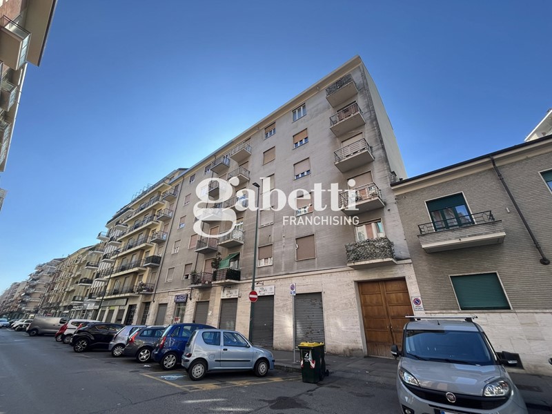 Trilocale in Vendita a Torino, 149'000&euro;, 73 m²