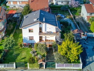 Trilocale in Vendita a Caselette, 179'000&euro;, 131 m²