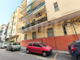 Quadrilocale in Vendita a Portici, 250'000&euro;, 90 m²