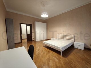 Appartamento in Affitto a Trieste, 450&euro;, 173 m², arredato
