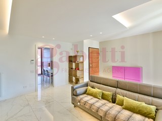 Quadrilocale in Vendita a Mariano Comense, 275'000&euro;, 115 m²