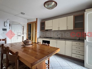Trilocale in Vendita a Alatri, 68'000&euro;, 150 m²