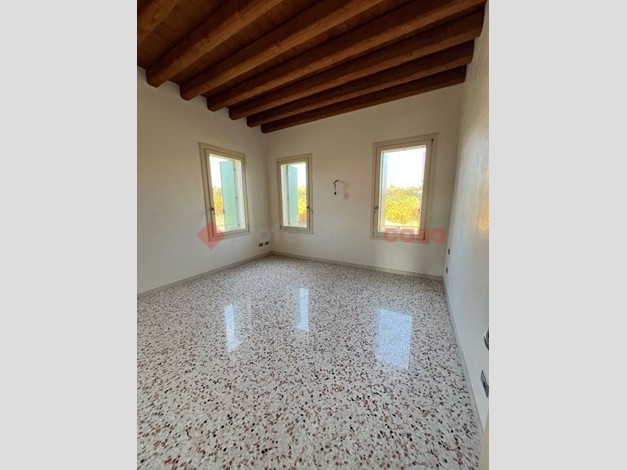 Appartamento in Vendita a Stra, 420'000&euro;, 180 m²