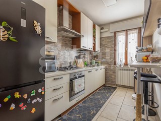 Trilocale in Vendita a Portogruaro, 150'000&euro;, 80 m², con Box