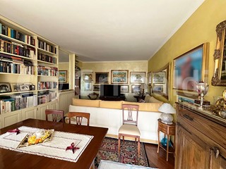 Quadrilocale in Vendita a Padova, 490'000&euro;, 175 m²