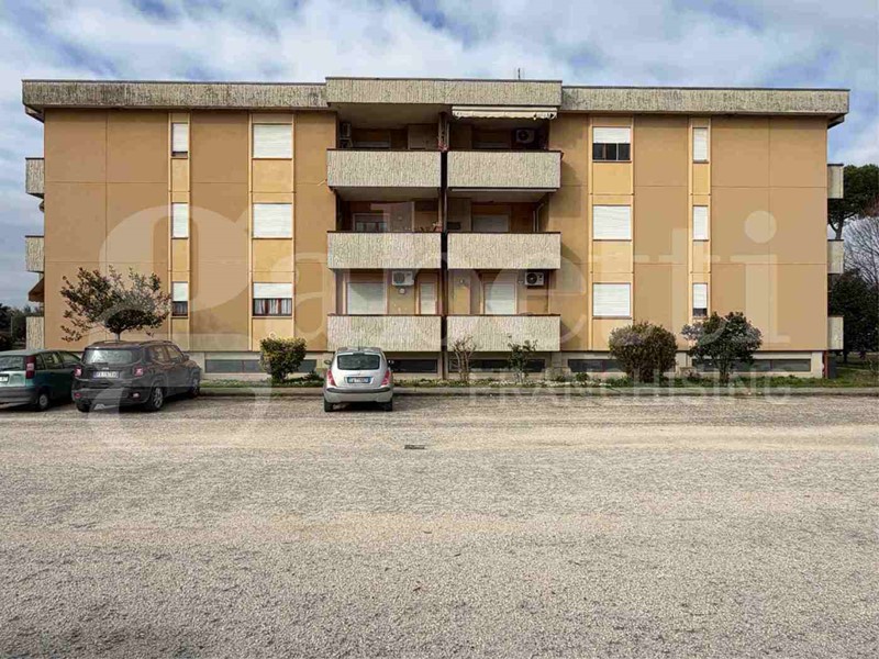 Trilocale in Vendita a Assisi, 65'000&euro;, 70 m²