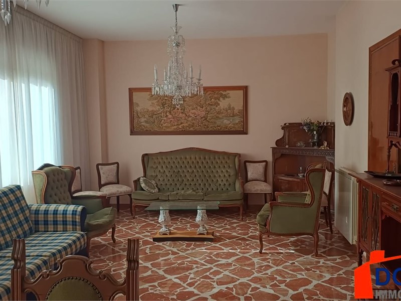 Appartamento in Vendita a Alcamo, 210'000&euro;, 200 m²