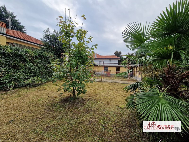 Trilocale in Vendita a Bareggio, 270'000&euro;, 88 m²