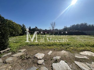 Trilocale in Vendita a Massarosa, zona Piano Del Quercione, 170'000&euro;, 125 m²