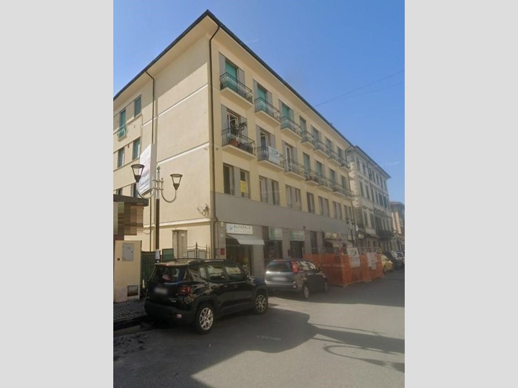 Quadrilocale in Vendita a Viareggio, 149'281&euro;, 129 m²