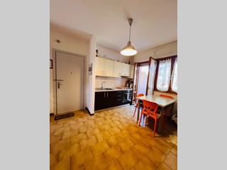 Bilocale in Vendita a Bibbona, zona Marina di Bibbona, 150'000&euro;, 40 m², arredato