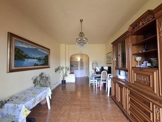 Quadrilocale in Vendita a Carrara, zona Marina di Carrara, 225'000&euro;, 90 m²