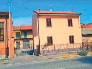 Appartamento in Vendita a Bareggio, 74'880&euro;, 123 m²