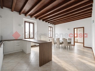 Trilocale in Affitto a Arona, 1'750&euro;, 84 m², arredato