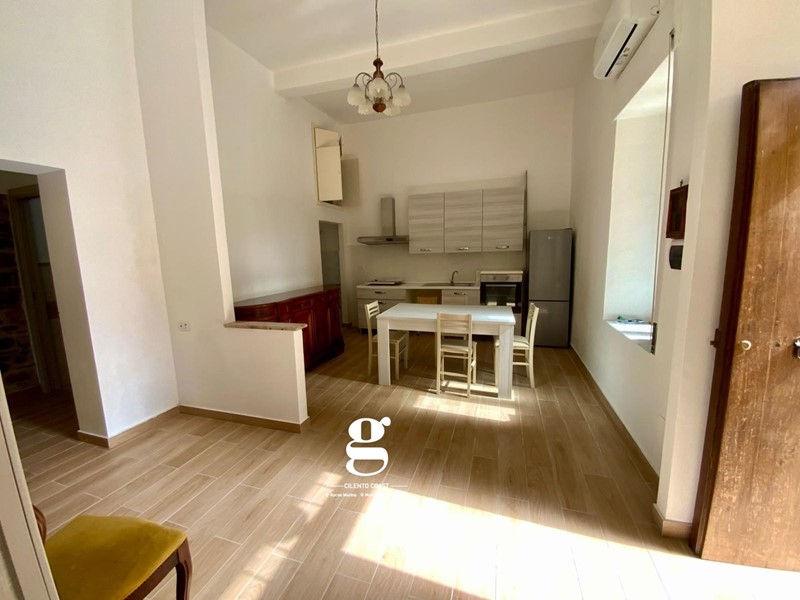 Quadrilocale in Vendita a Omignano, 63'000&euro;, 70 m²