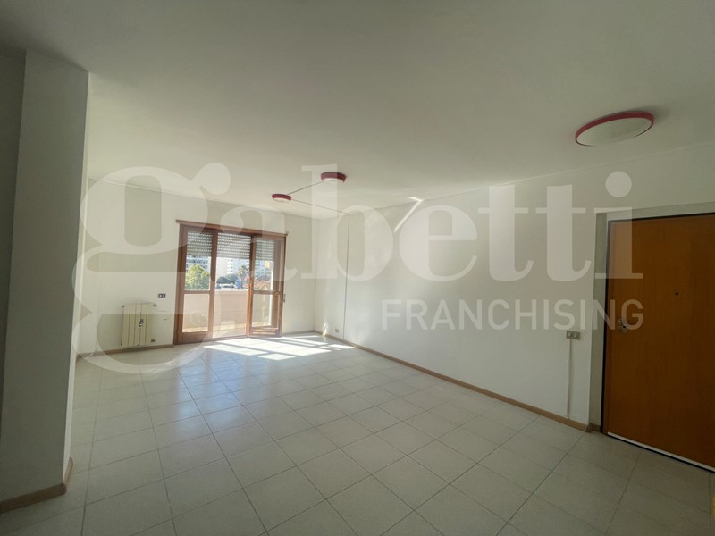 Quadrilocale in Vendita a Oristano, 195'000&euro;, 140 m²