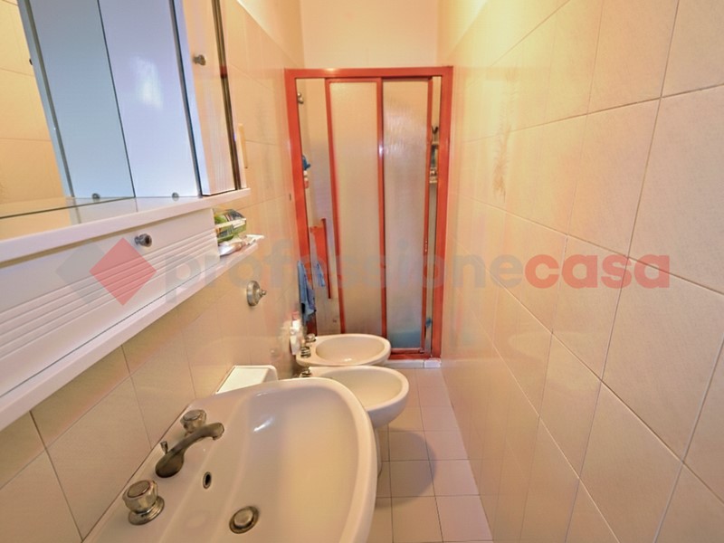 Bilocale in Vendita a Varedo, 100'000&euro;, 65 m²