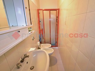 Bilocale in Vendita a Varedo, 100'000&euro;, 65 m²