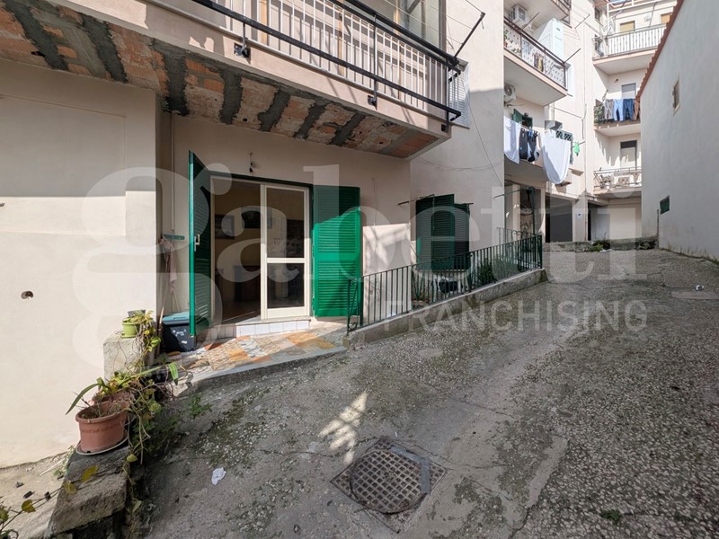 Trilocale in Vendita a Bacoli, 150'000&euro;, 60 m²