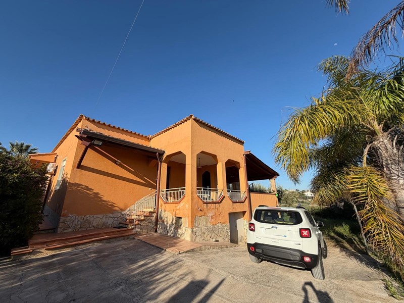 Appartamento in Vendita a Agrigento, 285'000&euro;, 120 m²