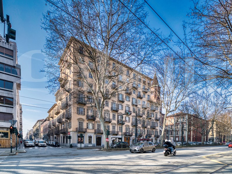 Trilocale in Vendita a Torino, 295'000&euro;, 86 m²