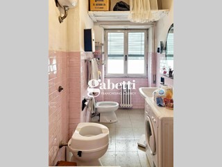 Trilocale in Vendita a Roma, 229'000&euro;, 98 m²