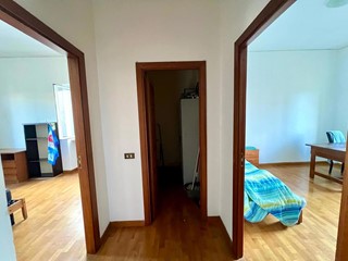 Trilocale in Vendita a Napoli, 250'000&euro;, 115 m²