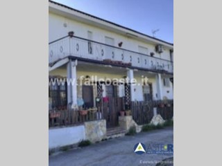 Quadrilocale in Vendita a Terracina, 40'716&euro;, 95 m²