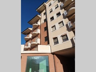 Trilocale in Vendita a Moncalieri, 113'000&euro;, 70 m²