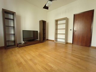 Appartamento in Vendita a Cavarzere, 110'000&euro;, 120 m², con Box