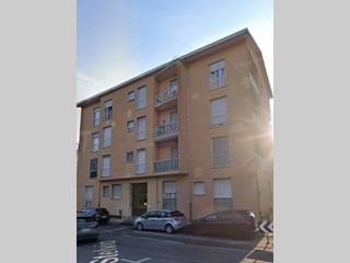 Bilocale in Vendita a Limbiate, 30'000&euro;, 48 m²