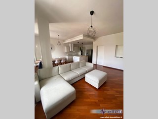 Trilocale in Vendita a Massa, zona Marina di Massa, 260'000&euro;, 89 m², arredato