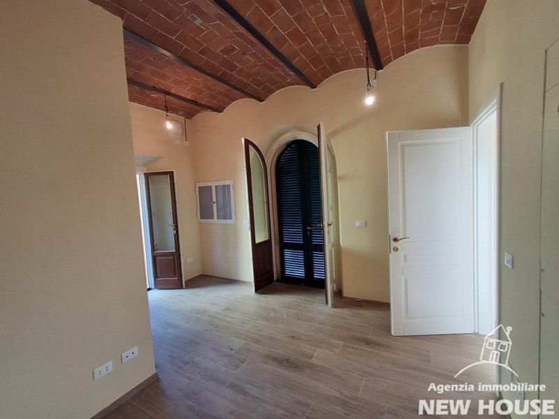 Bilocale in Vendita a San Giuliano Terme, zona Agnano, 140'000&euro;, 50 m²