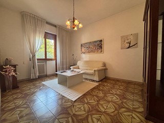 Quadrilocale in Vendita a Vinci, zona Sovigliana, 240'000&euro;, 102 m², con Box