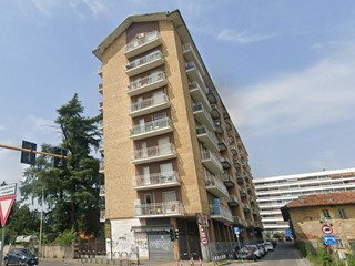 Quadrilocale in Vendita a Trezzano sul Naviglio, 63'750&euro;, 83 m²
