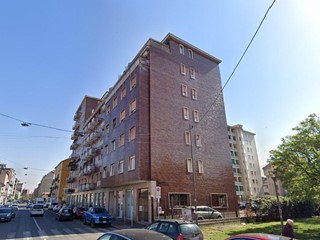 Trilocale in Vendita a Milano, 148'000&euro;, 59 m²