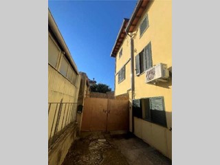 Trilocale in Vendita a Massarosa, zona Quiesa, 71'148&euro;, 88 m², con Box