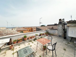 Trilocale in Vendita a Civita Castellana, 58'000&euro;, 55 m², arredato
