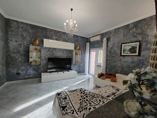 Trilocale in Vendita a Fiumicino, 225'000&euro;, 79 m²