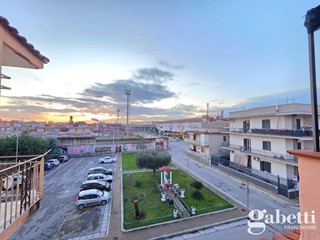 Trilocale in Vendita a Pomigliano d'Arco, 180'000&euro;, 80 m²