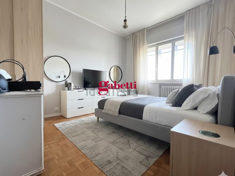 Appartamento in Vendita a Rimini, 530'000&euro;, 200 m², con Box