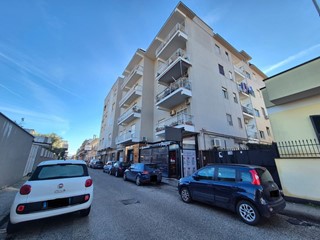 Bilocale in Vendita a Caivano, 79'000&euro;, 70 m²