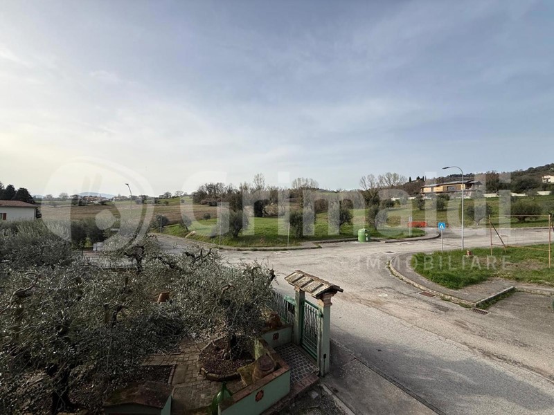 Quadrilocale in Vendita a Perugia, 80'000&euro;, 127 m²