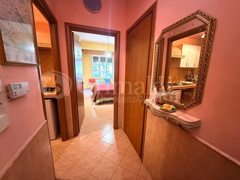 Bilocale in Vendita a Roma, 330'000&euro;, 70 m²