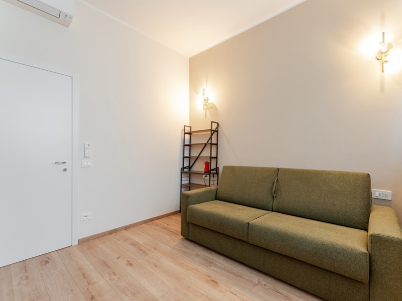 Bilocale in Vendita a Milano, 225'000&euro;, 65 m²