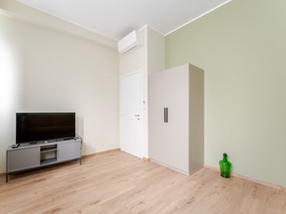 Bilocale in Vendita a Milano, 245'000&euro;, 73 m²