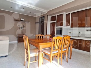 Trilocale in Vendita a Pozzuoli, 209'000&euro;, 80 m²