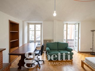 Quadrilocale in Vendita a Torino, 225'000&euro;, 103 m²