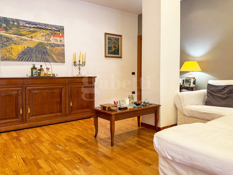 Quadrilocale in Vendita a Napoli, 385'000&euro;, 87 m²